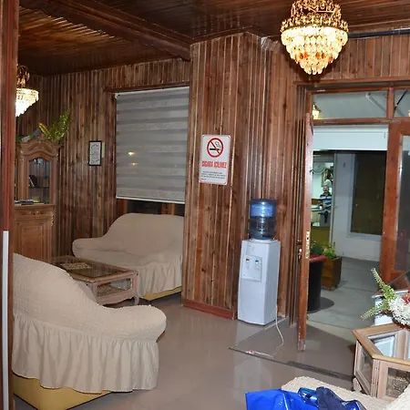 Ozkonak Hotel *